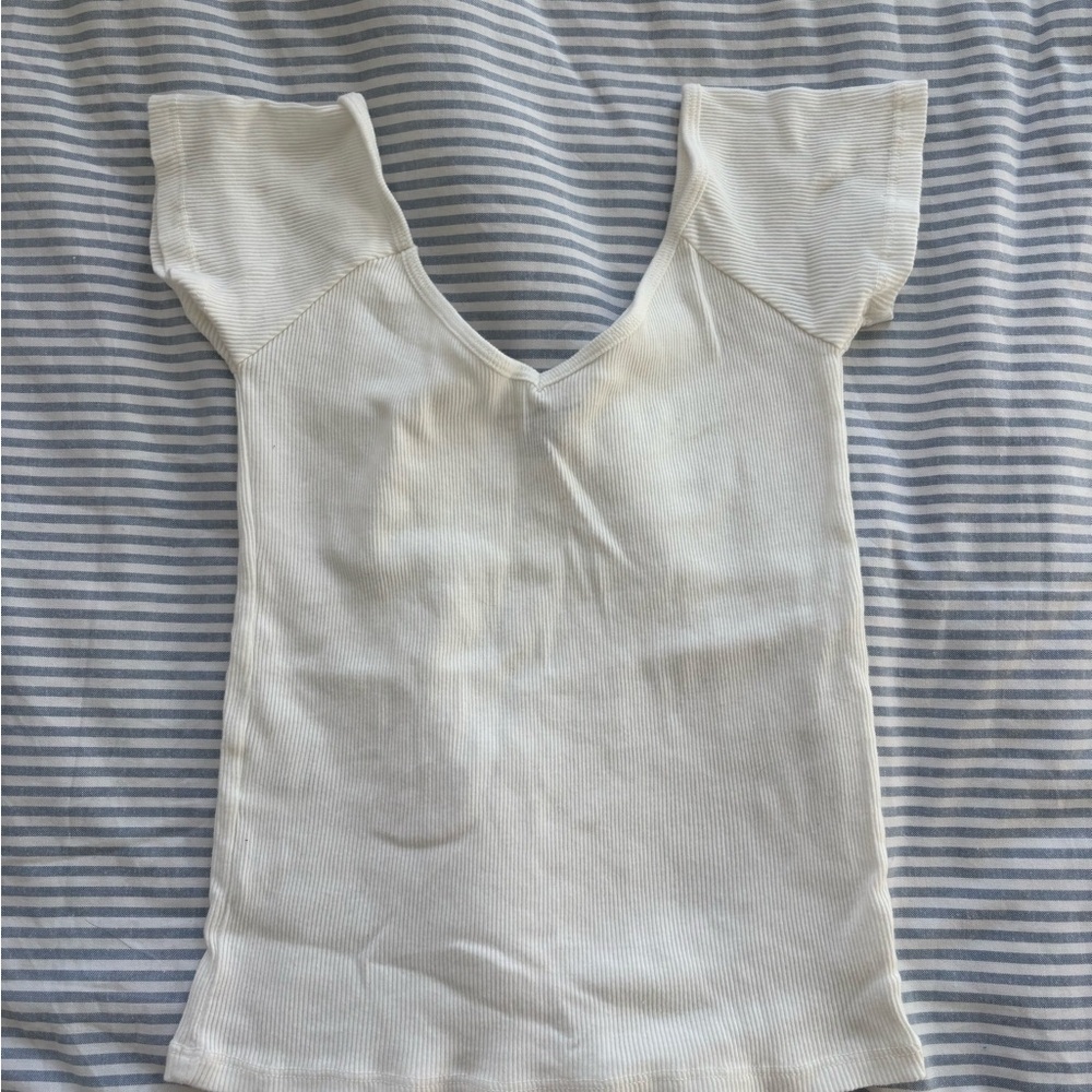 Chic Cream Ribbed Top - Picture 2 of 3